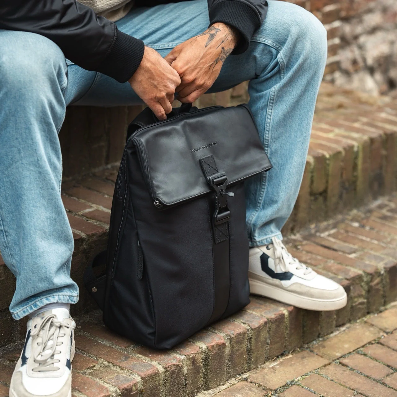 Leather Backpack Black Trondheim - Image 3