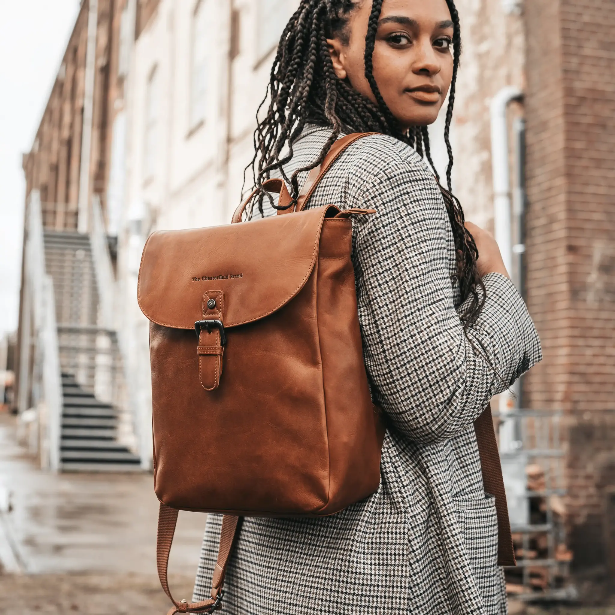 Leather Backpack Cognac Vermont - Image 3