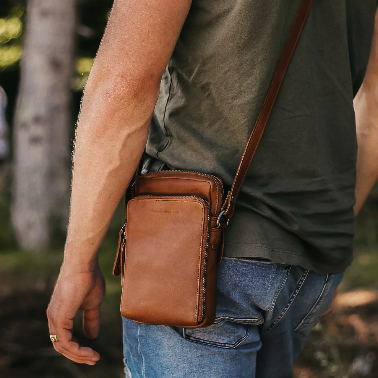 Leather Phone Pouch Cognac Hamilton - Image 3