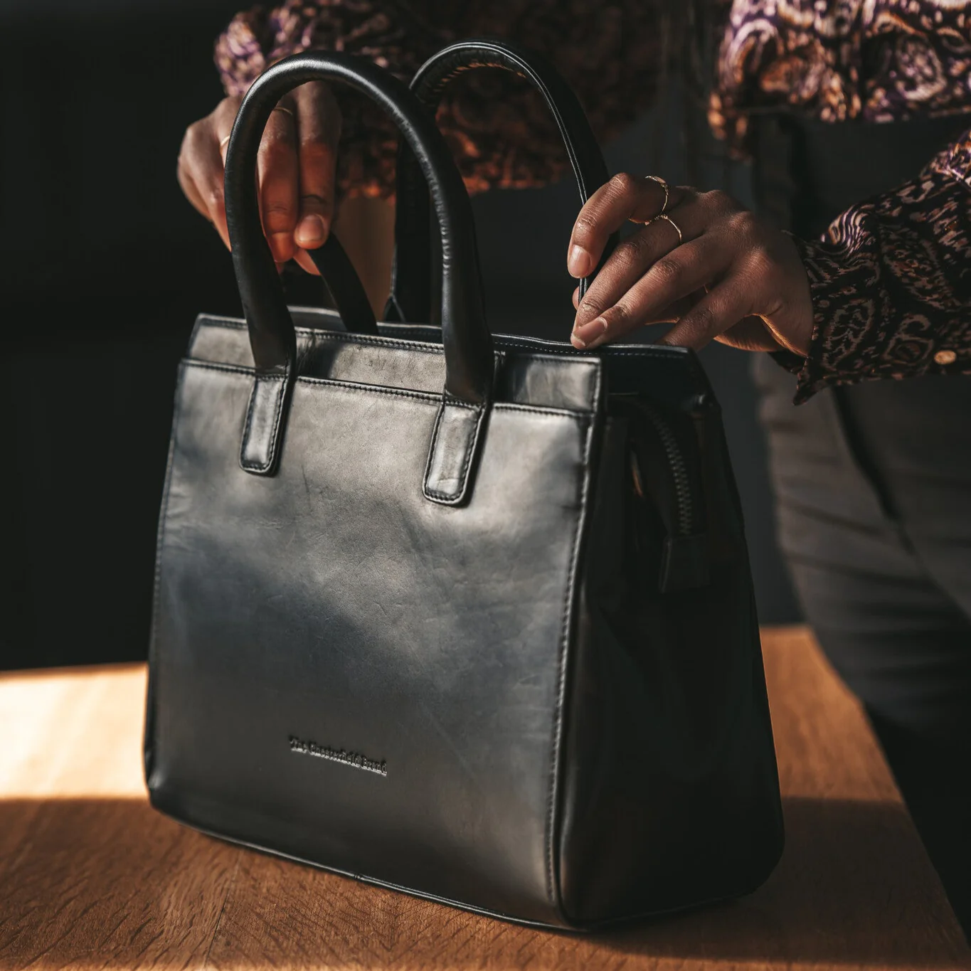 Leather Shoulder Bag Black Garda - Image 3