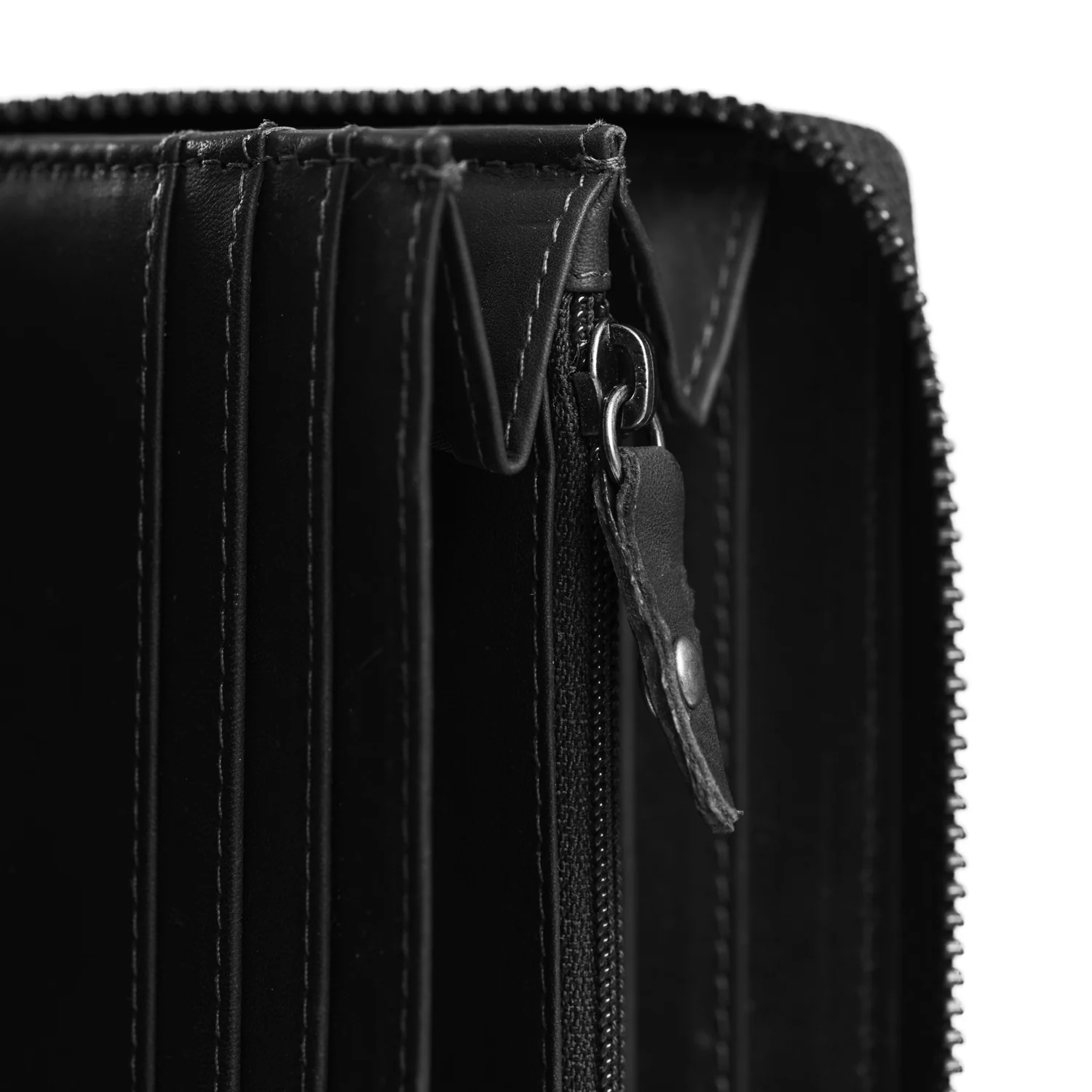 Leather Wallet Black Halle - Image 5
